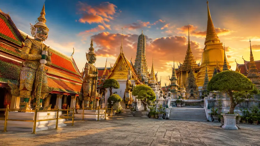 Grand Palace & Wat Phra Kaew: Photo Gallery