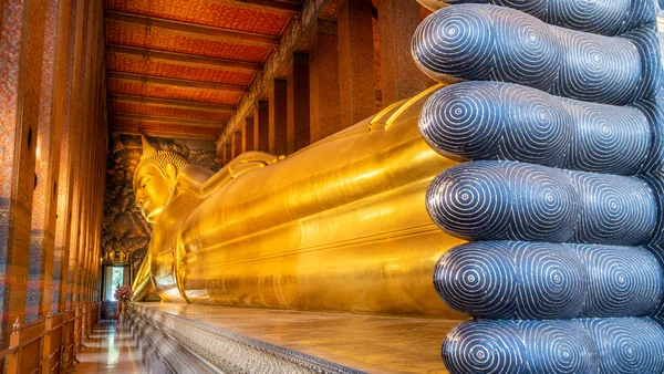 Wat Pho (Reclining Buddha)